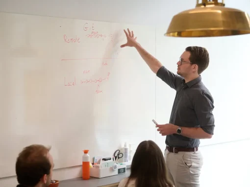 Zo bouw je jouw eigen AI-chatbot om veel bedrijfsinformatie snel te doorzoeken